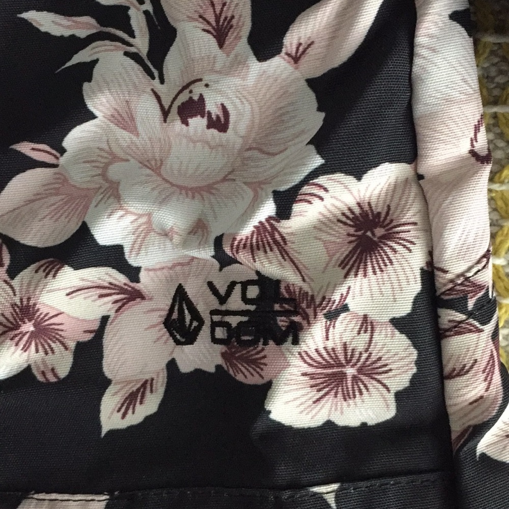 NWOT Volcom Jacket - Picture 3 of 7